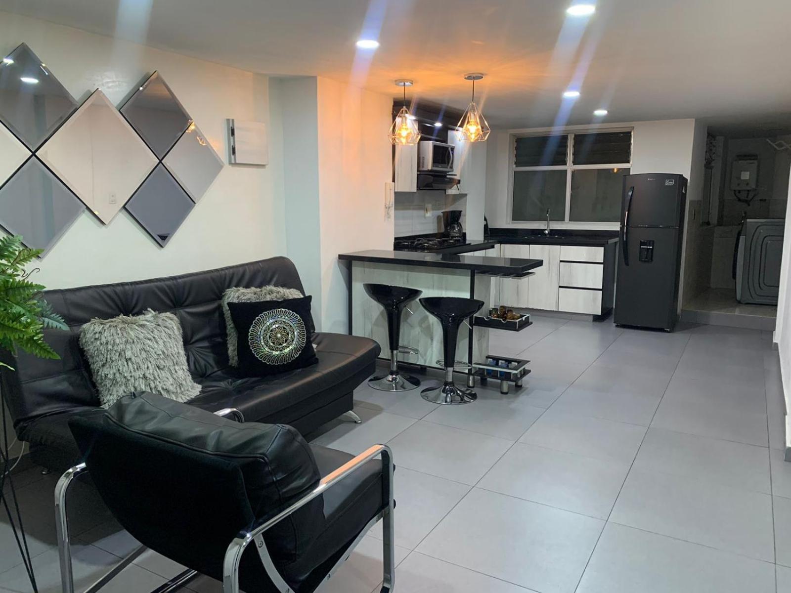 Apartment Hermoso Y Nuevo En Laureles