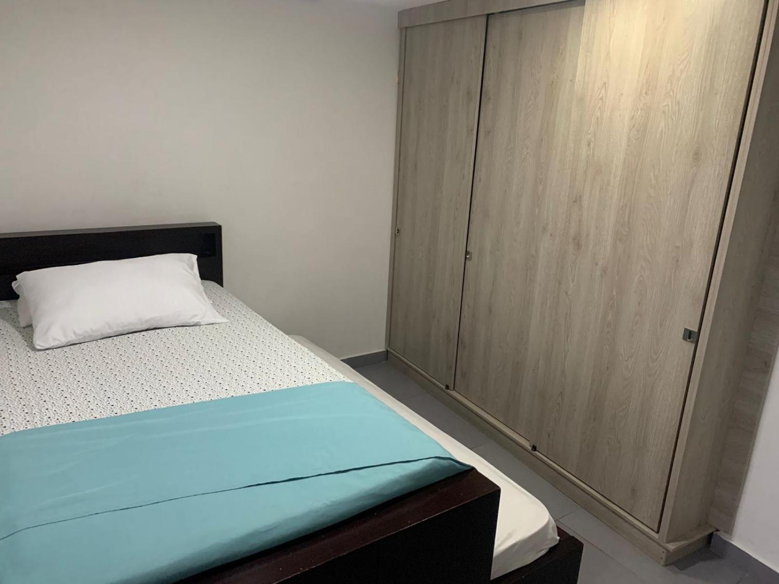 Hermoso Y Nuevo En Laureles Apartment Medellin